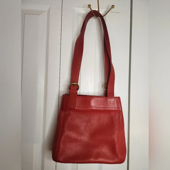 Vintage Coach Red Leather Soho Shoulder Bag #9157 • 90s Legacy Creed Brass - Picture 3 of 12